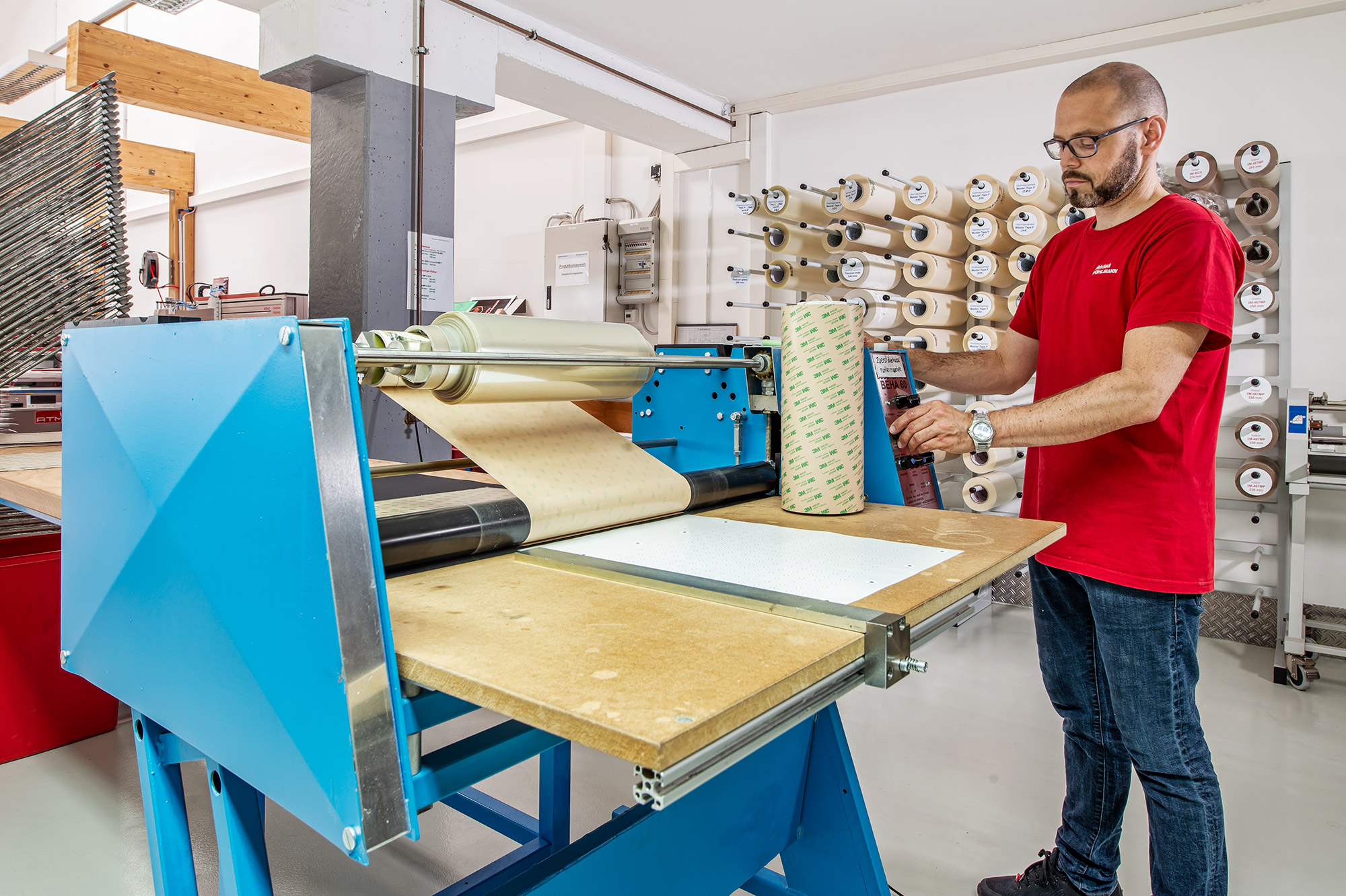 2 Laminiermaschinen 2 Laminiermaschinen