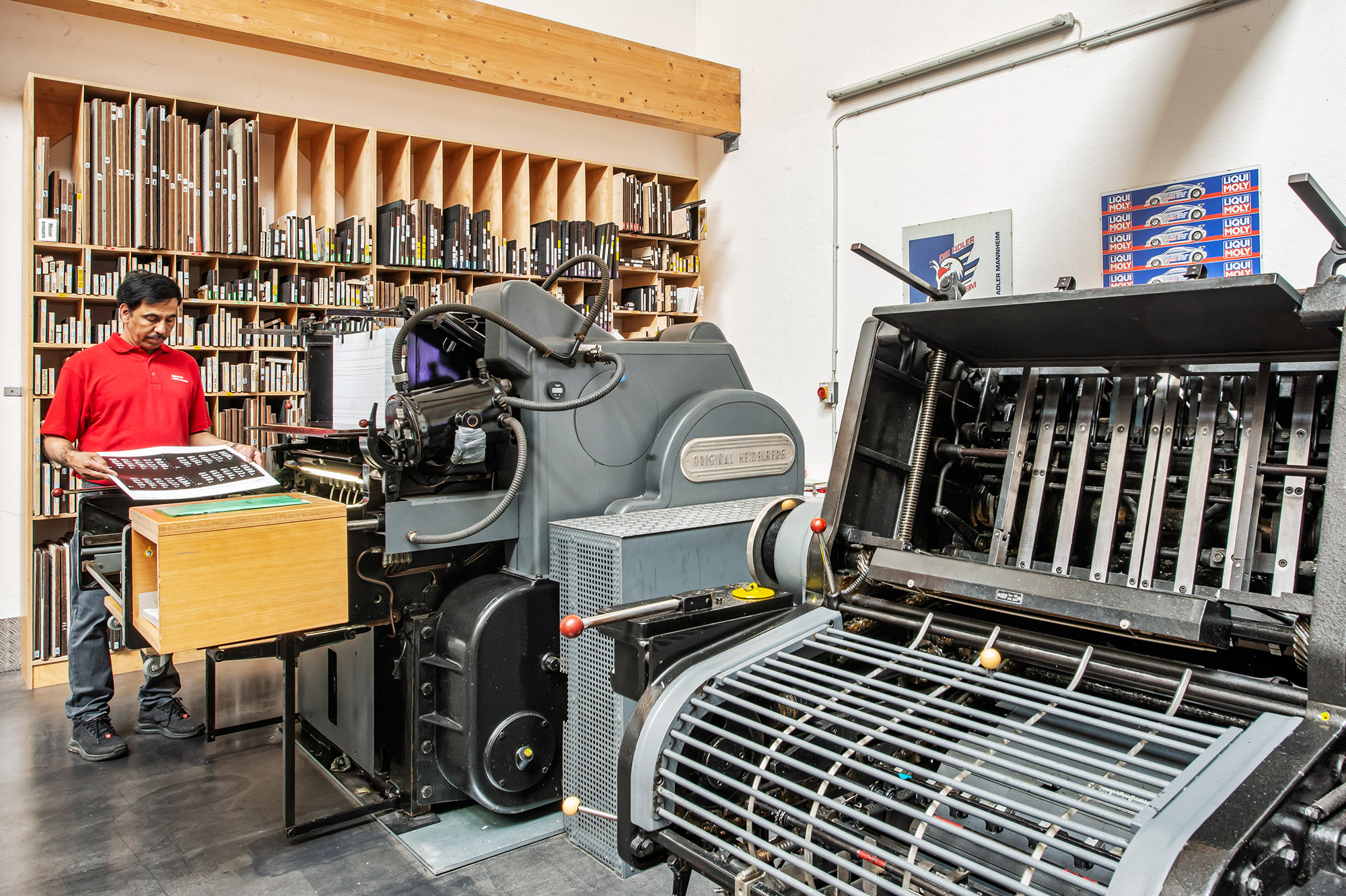 3 Stanzzylinder-Vollautomaten 3 Stanzzylinder-Vollautomaten