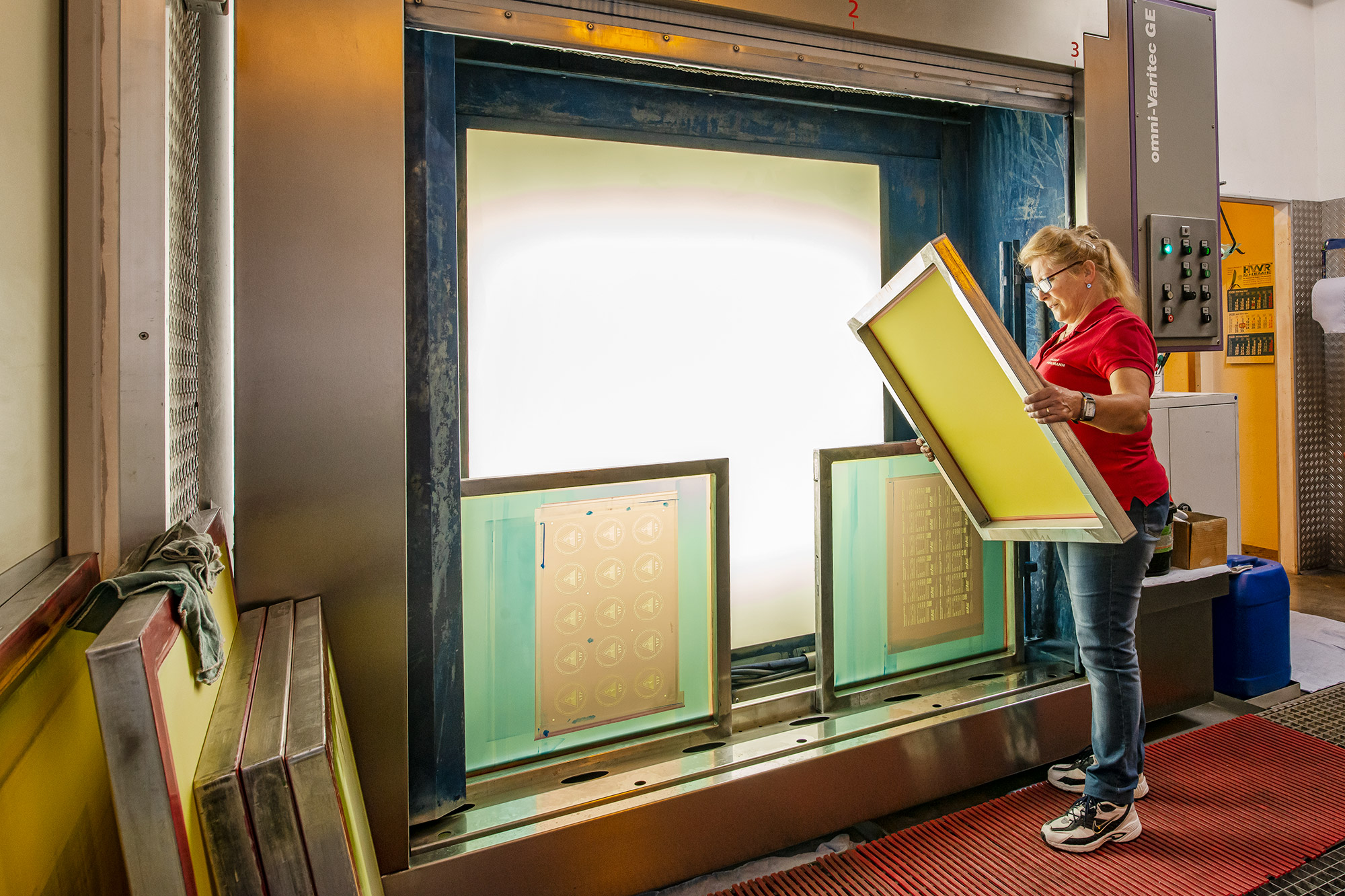 Geschlossene Sieb-, Wasch- und Entschichtungsanlage Geschlossene Sieb-, Wasch- und Entschichtungsanlage